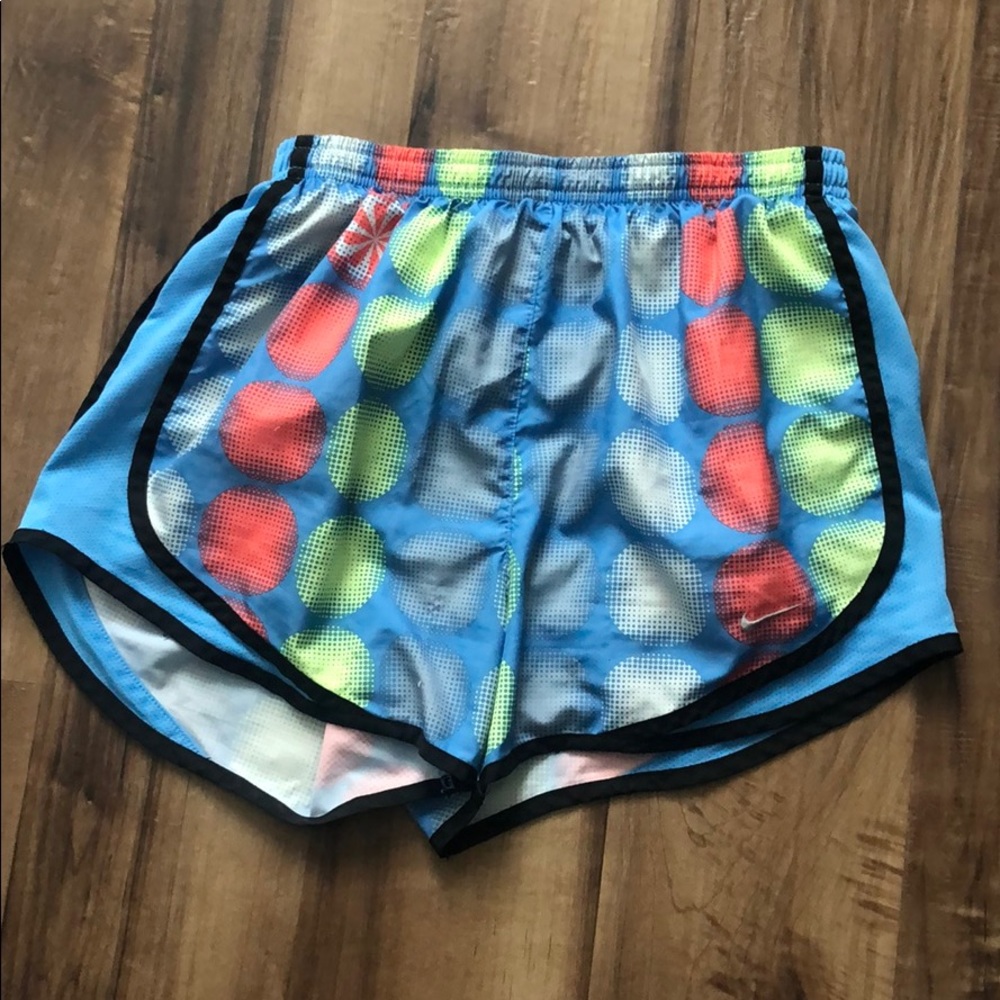 Nike shorts size small